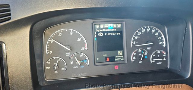 2021 Freightliner Cascadia 126  - 22971212 - 13