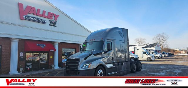 2021 Freightliner Cascadia 126  - 22971218 - 0