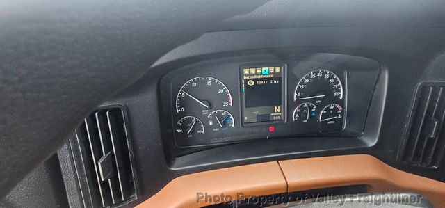 2021 Freightliner Cascadia 126  - 22971251 - 14