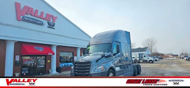 2021 Freightliner Cascadia 126  - 22971270 - 0