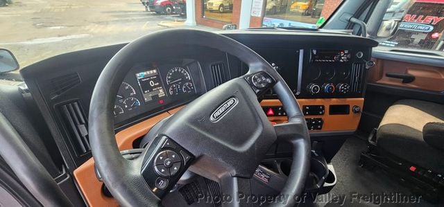 2021 Freightliner Cascadia 126  - 22971270 - 12