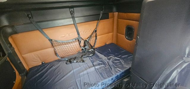 2021 Freightliner Cascadia 126  - 22971270 - 17