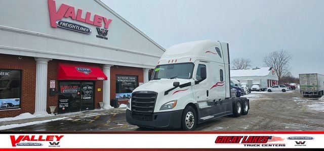 2021 Freightliner Cascadia 126  - 22977804 - 0
