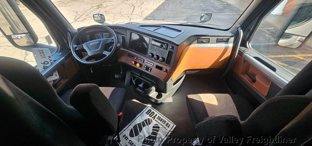 2021 Freightliner Cascadia 126  - 22994761 - 14