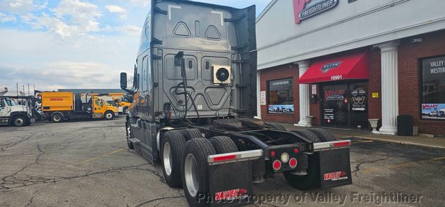 2021 Freightliner Cascadia 126  - 22994961 - 8