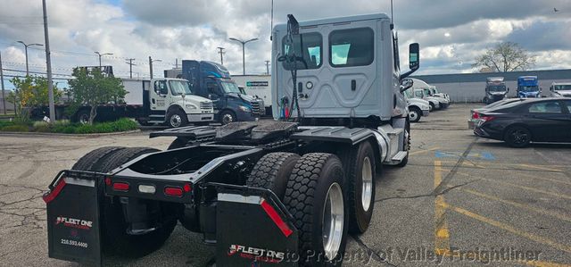 2021 Freightliner Cascadia 126  - 23021564 - 9