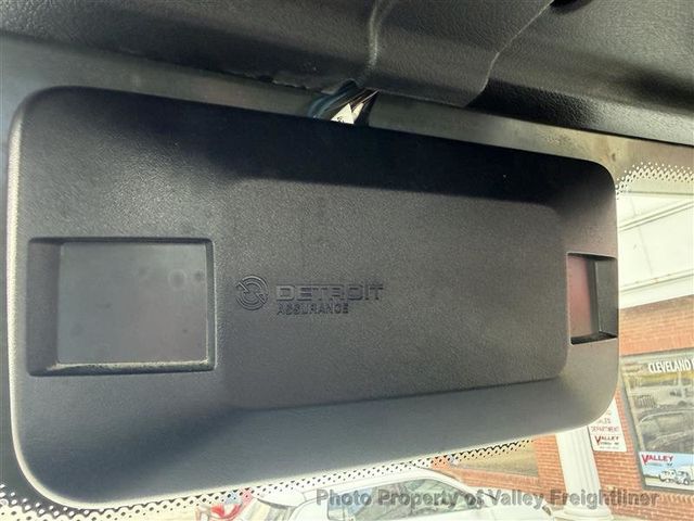 2021 Freightliner Cascadia 126  - 23080558 - 15