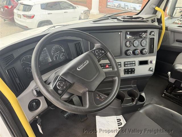 2021 Freightliner Cascadia 126  - 23080558 - 23