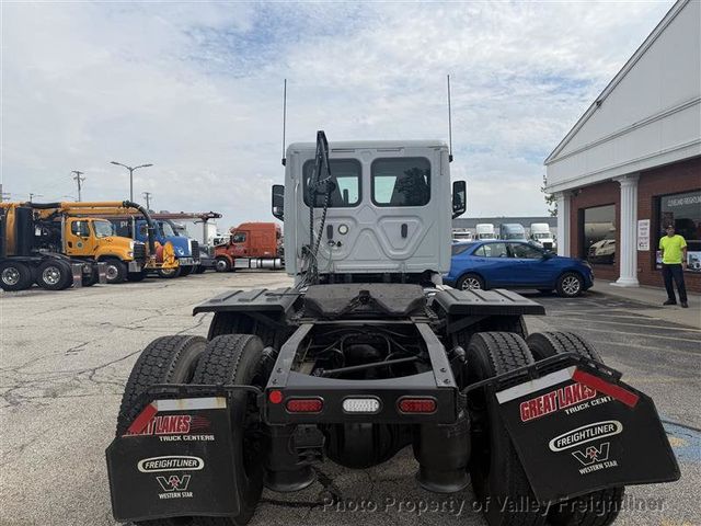 2021 Freightliner Cascadia 126  - 23091356 - 4