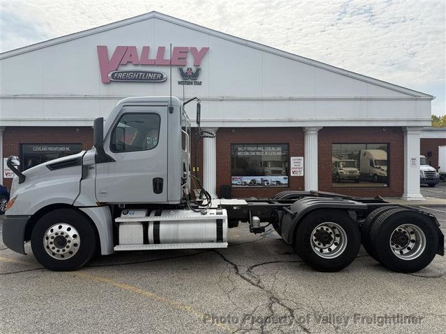 2021 Freightliner Cascadia 126  - 23091356 - 6