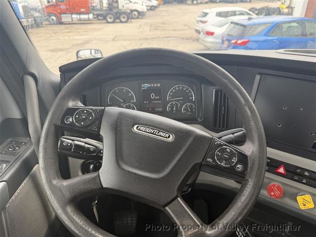 2021 Freightliner Cascadia 126  - 23091356 - 8