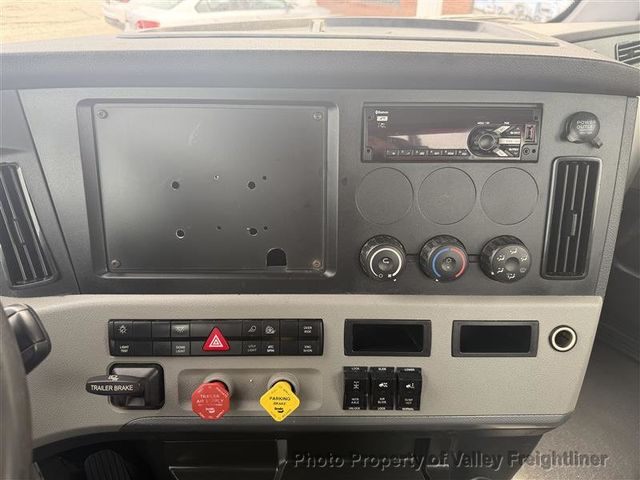 2021 Freightliner Cascadia 126  - 23091433 - 9