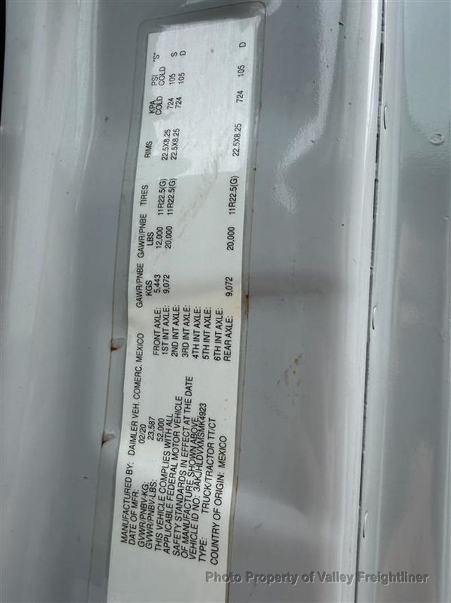 2021 Freightliner Cascadia 126  - 23091433 - 12