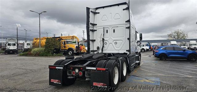 2021 Freightliner Cascadia 126  - 23096133 - 7