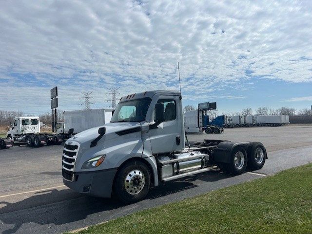 2021 Freightliner PT126DC 2021 FREIGHTLINER DAY CAB - 23001260 - 3