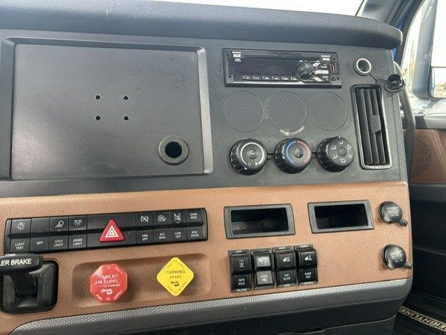 2021 Freightliner PT126DC 2021 FREIGHTLINER DAY CAB - 23096100 - 13
