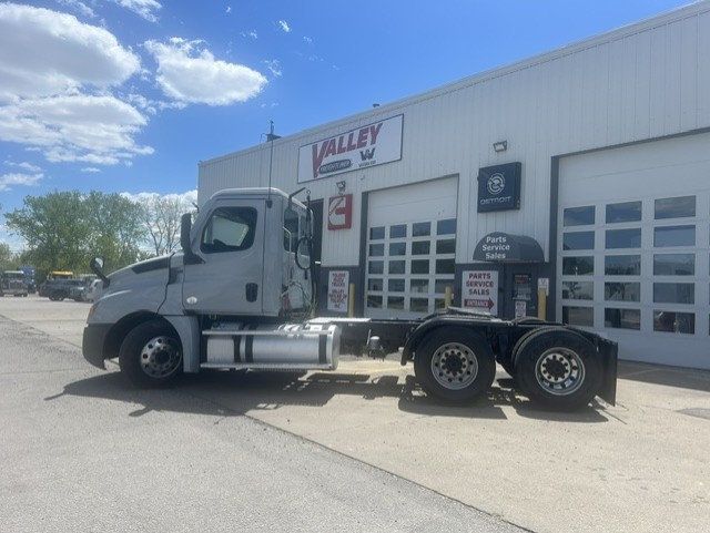 2021 Freightliner PT126DC 2021 FREIGHTLINER DAY CAB - 23027473 - 7