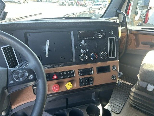 2021 Freightliner PT126SLP 2021 FREIGHTLINER CASCADIA SLEEPER - 23094630 - 12