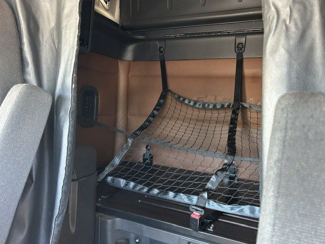 2021 Freightliner PT126SLP 2021 FREIGHTLINER CASCADIA SLEEPER - 23092250 - 11