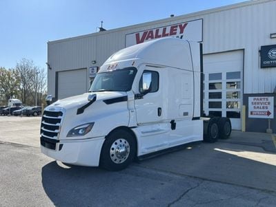 2021 Freightliner PT126SLP
