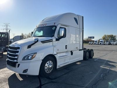 2021 Freightliner PT126SLP