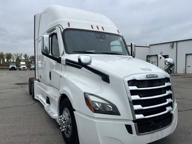 2021 Freightliner PT126SLP 2021 FREIGHTLINER CASCADIA SLEEPER - 23095556 - 5