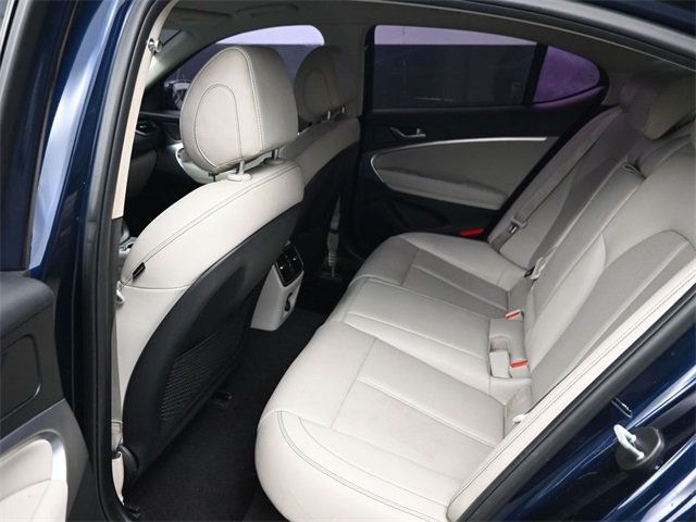 2021 Genesis G70 2.0T photo 10