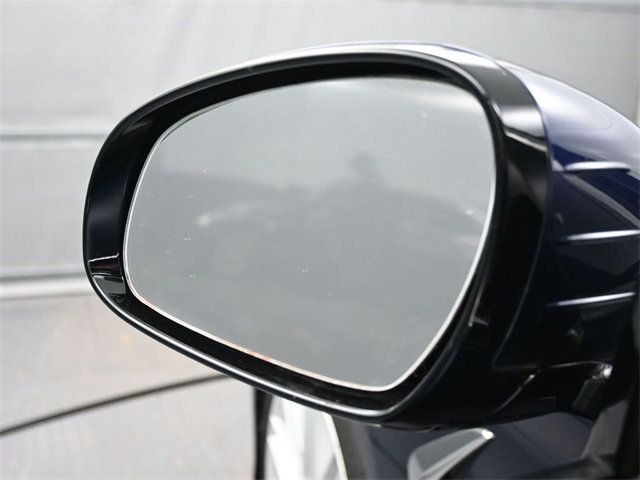 2021 Genesis G70 2.0T photo 4
