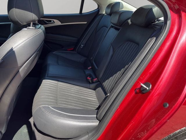 2021 Genesis G70 2.0T Sedan 4D - 22996153 - 18