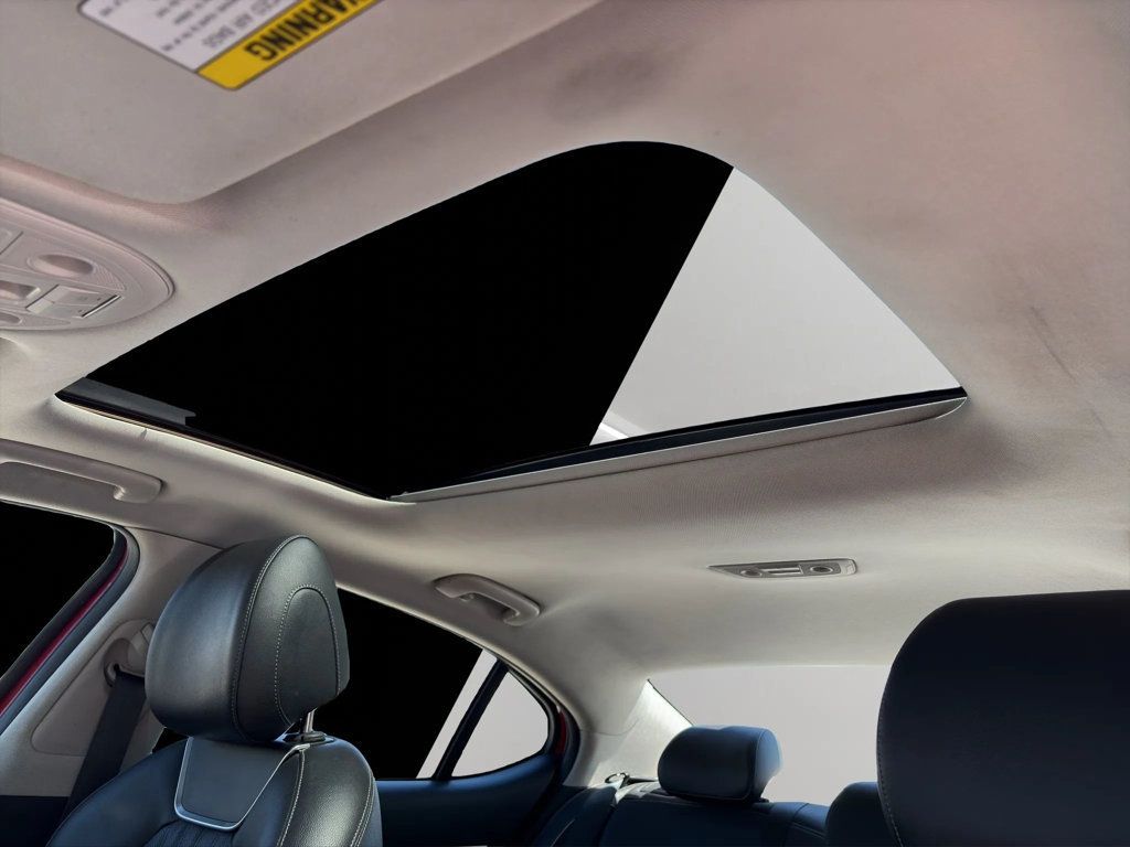 2021 Genesis G70 2.0T Sedan 4D - 22996153 - 26