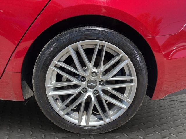 2021 Genesis G70 2.0T Sedan 4D - 22996153 - 30