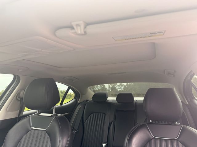 2021 Genesis G70 3.3T - 23061557 - 12