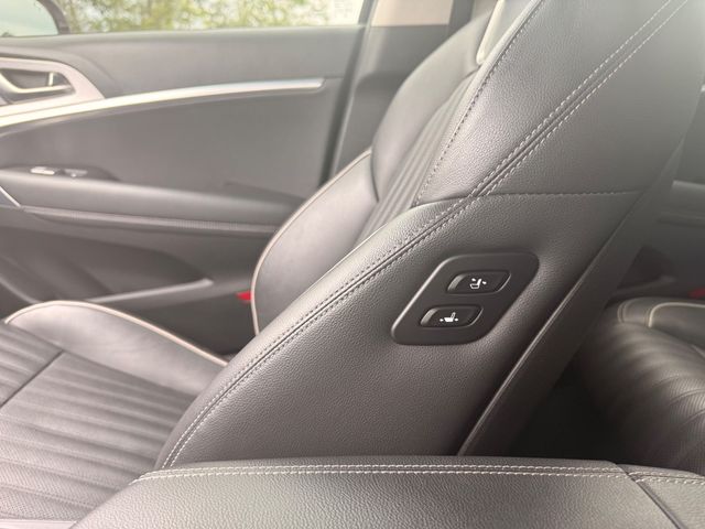2021 Genesis G70 3.3T - 23061557 - 7