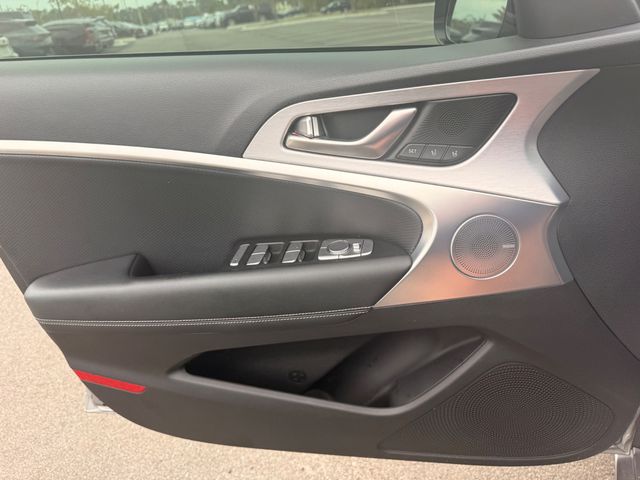 2021 Genesis G70 3.3T - 23061557 - 8