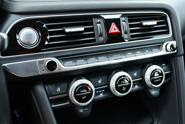 2021 Genesis G70 3.3T RWD Sedan W/Navigation & Blind Spot Assist - 23003298 - 49