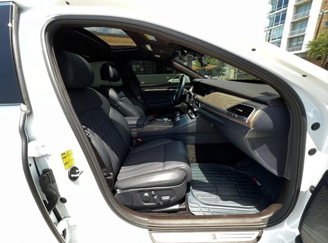 2021 Genesis G90 5.0L Ultimate RWD - 22938487 - 21