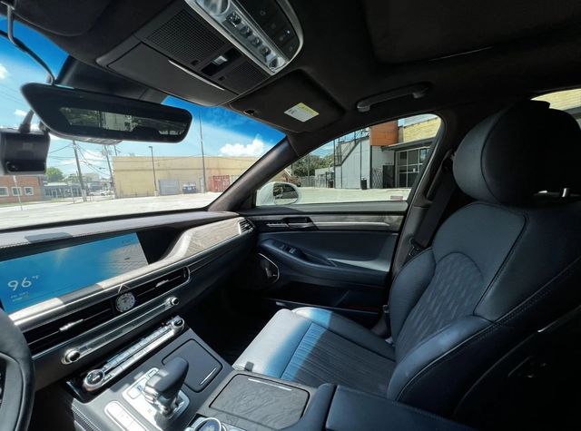 2021 Genesis G90 5.0L Ultimate RWD - 22938487 - 32