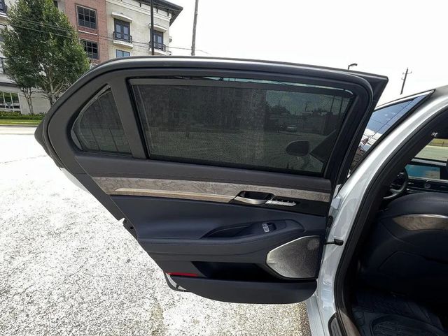 2021 Genesis G90 5.0L Ultimate RWD - 22938487 - 61