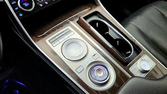 2021 Genesis GV80 2.5T with Prestige & Advanced Packages - 23005614 - 16