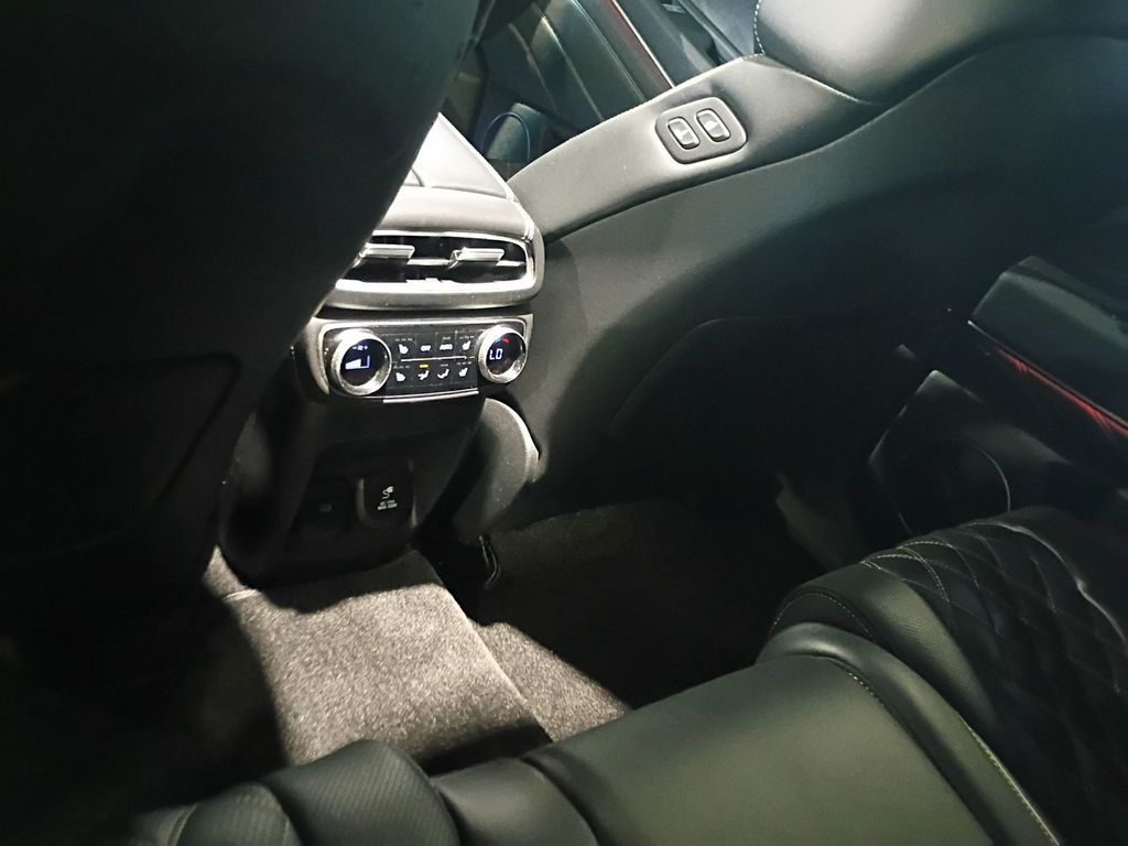 2021 Genesis GV80 3.5T Advanced + AWD 1 Owner Clean Carfax - 23093817 - 29