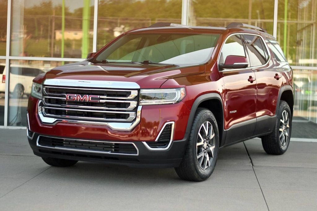 2021 Gmc Acadia SLE photo 3