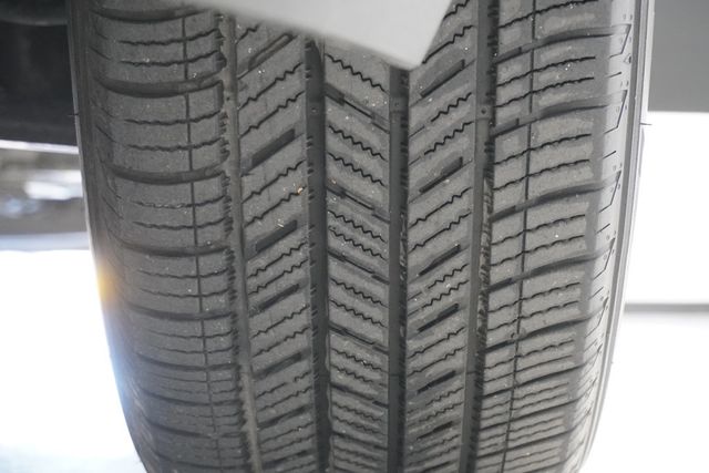 2021 GMC Acadia FWD 4dr SLT - 22994923 - 39