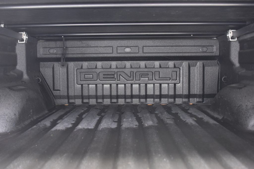 2021 GMC Canyon Denali - 22998865 - 18