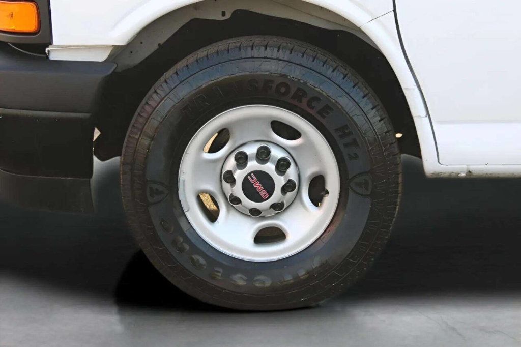 2021 GMC Savana Cargo Van RWD 2500 135" - 22316476 - 31