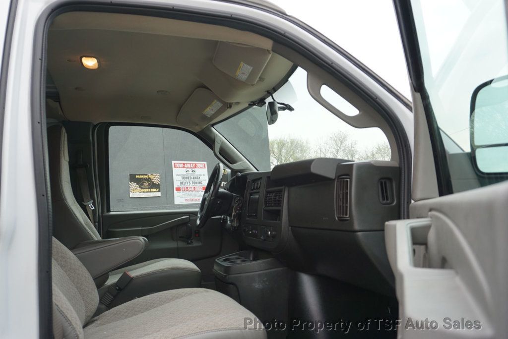 2021 GMC Savana Cargo Van RWD 2500 135" REAR CAMERA APPLE/ANDROID CARPLAY VERY CLEAN VAN  - 22828177 - 9