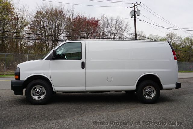 2021 GMC Savana Cargo Van RWD 2500 135" REAR CAMERA APPLE/ANDROID CARPLAY VERY CLEAN VAN  - 22828177 - 3