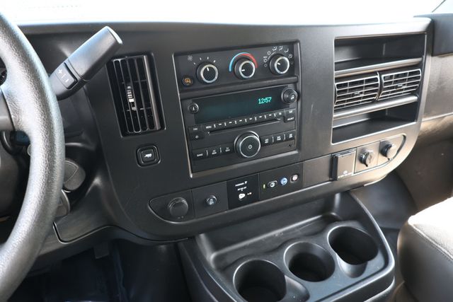 2021 GMC Savana Commercial Cutaway 3500 Van 139'' w/ Chrome App. Pkg, Cruise, Power Windows & Locks - 23063813 - 12