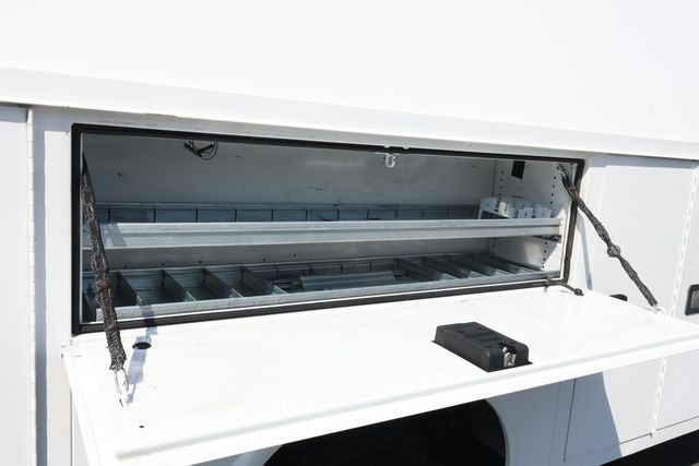 2021 GMC Savana Commercial Cutaway 3500 Van 139'' w/ Chrome App. Pkg, Cruise, Power Windows & Locks - 23063813 - 21