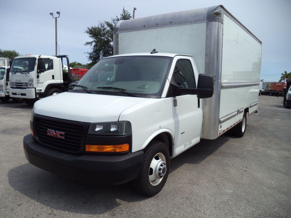2021 GMC Savana G3500 w/ 16ft Box Truck Dry Cargo Truck & Aluminum Ramp - 23038231 - 1