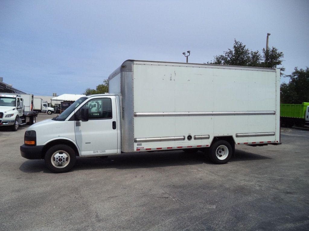 2021 GMC Savana G3500 w/ 16ft Box Truck Dry Cargo Truck & Aluminum Ramp - 23038231 - 3